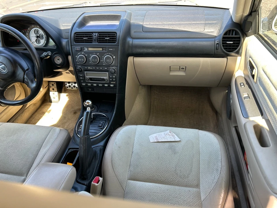 2003 Lexus IS 1st Gen - Image 5 of 7