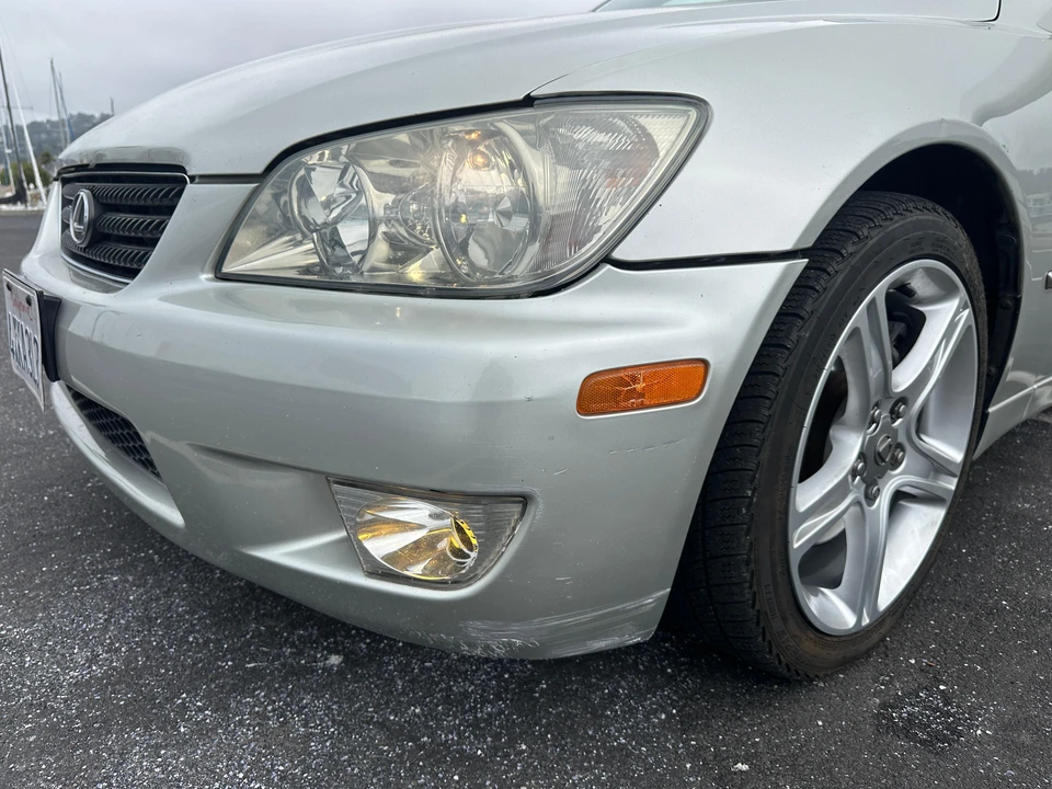 2003 Lexus IS 1st Gen - Image 23 of 31