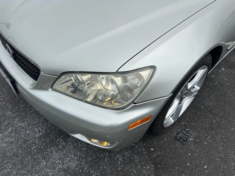 2003 Lexus IS 1st Gen - Image 24 of 31