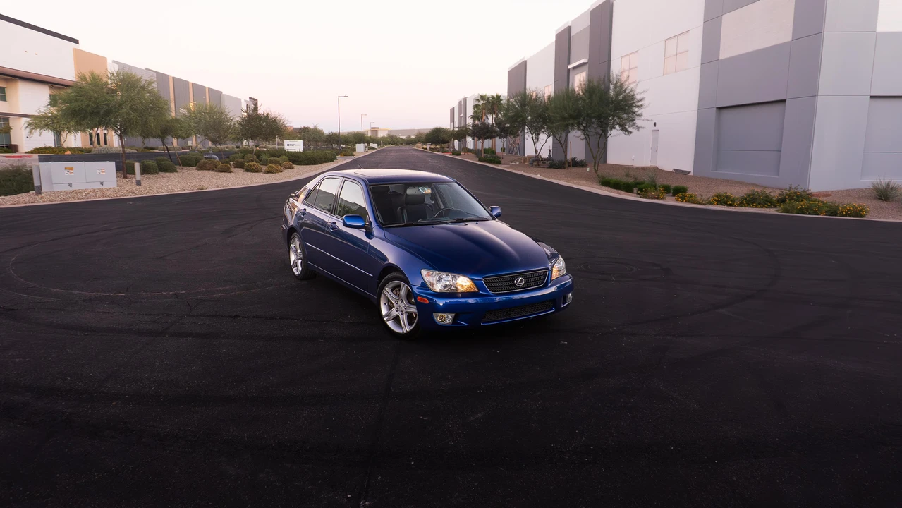 2003 Lexus IS 1st Gen - Image 27 of 31