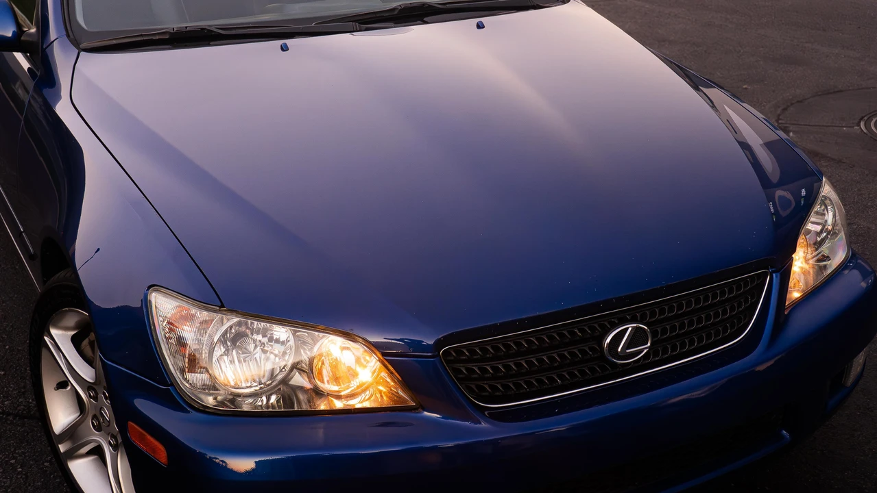 2003 Lexus IS 1st Gen - Image 29 of 31