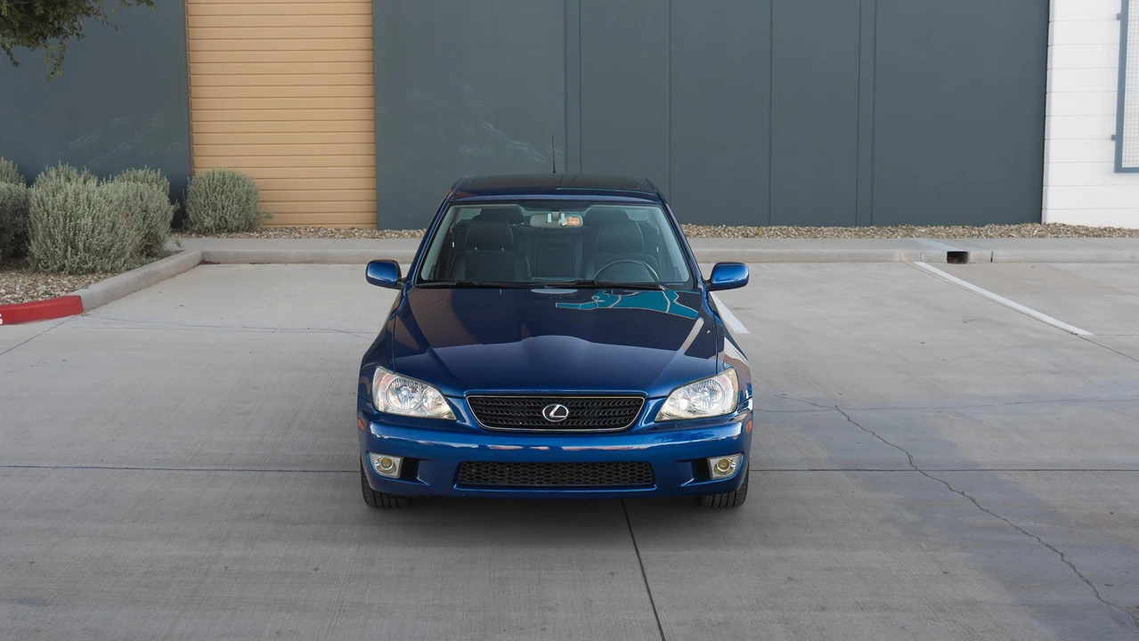 2003 Lexus IS 1st Gen - Image 6 of 31