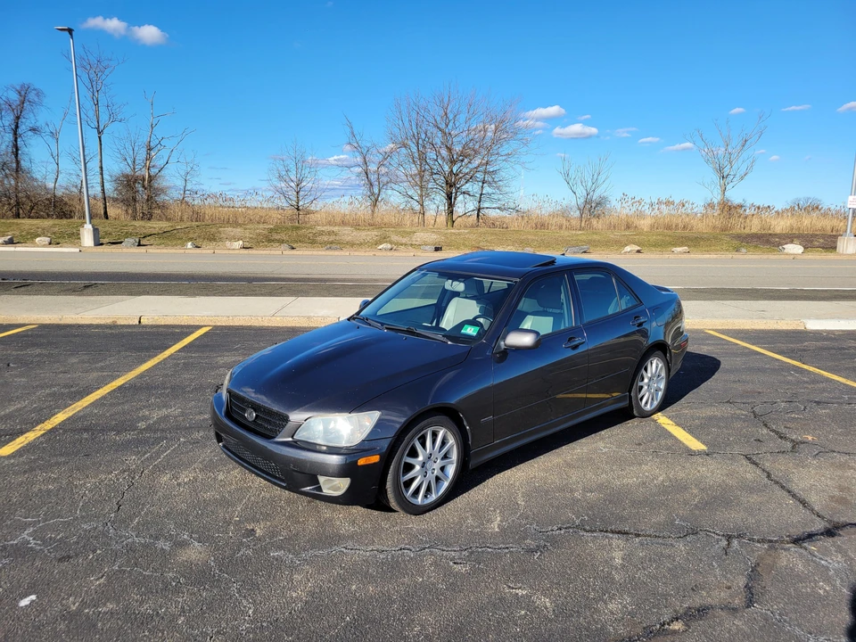 2003 Lexus IS 1st Gen - Image 8 of 31