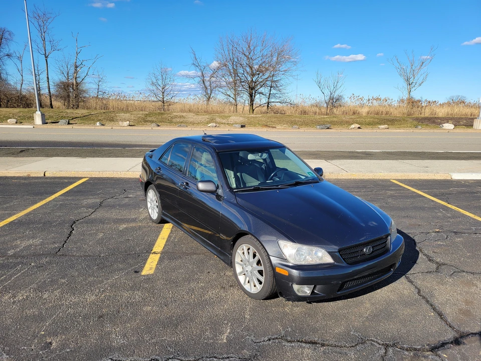 2003 Lexus IS 1st Gen - Image 20 of 31