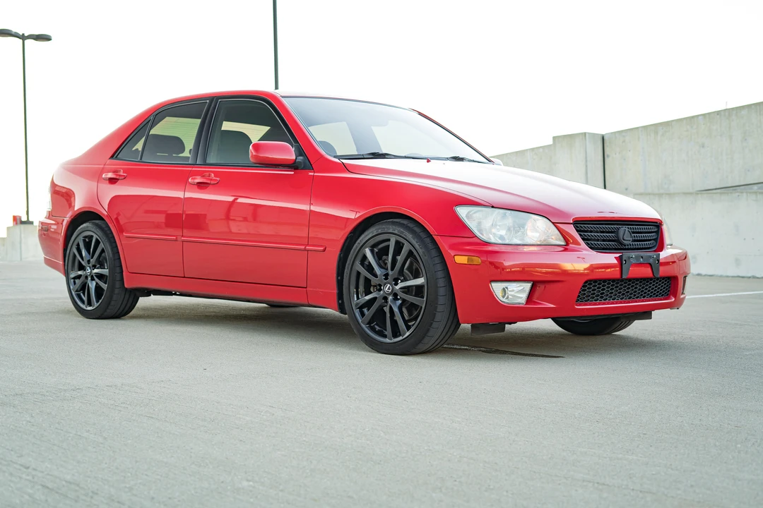 2003 Lexus IS 1st Gen - Image 10 of 31