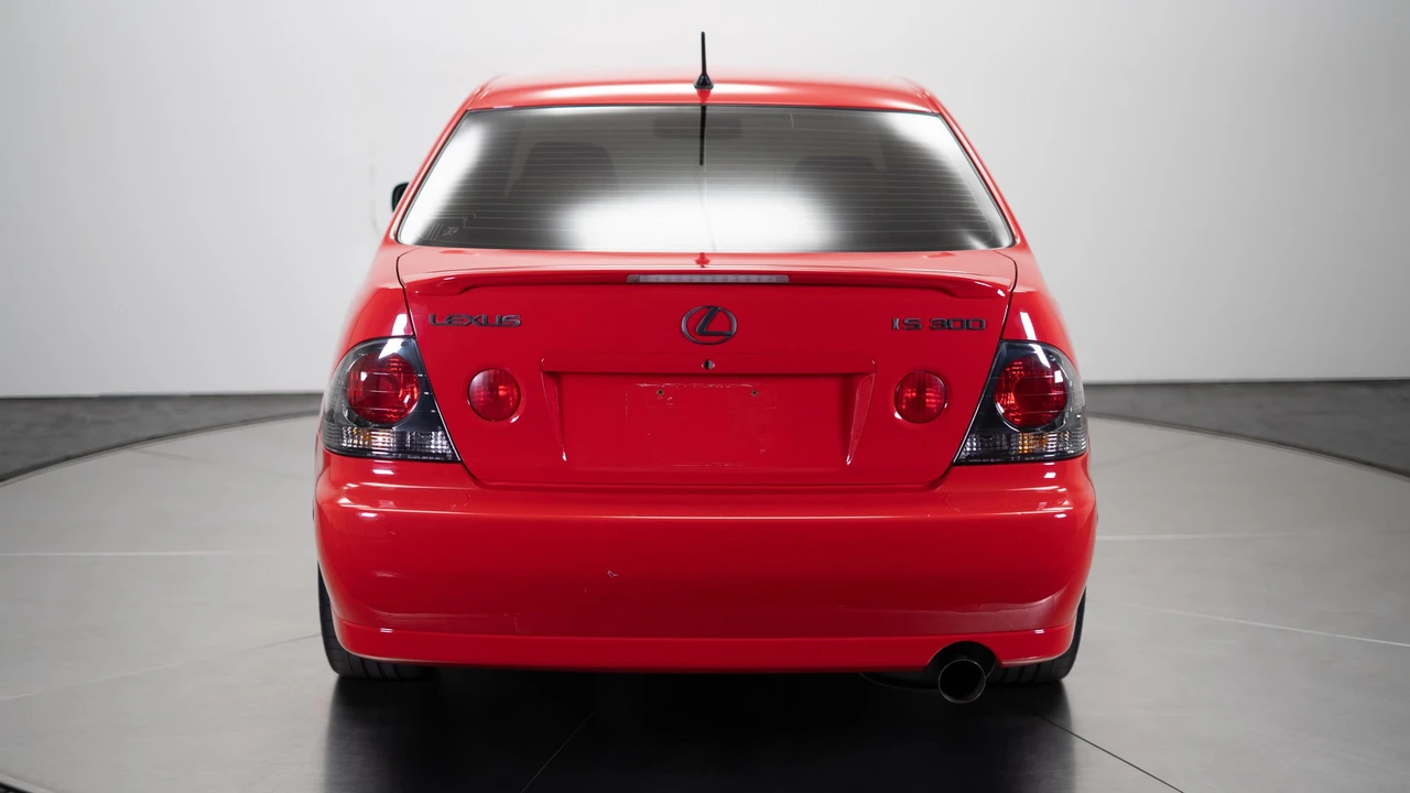 2003 Lexus IS 1st Gen - Image 14 of 31
