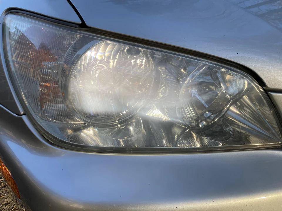 2003 Lexus IS 1st Gen - Image 13 of 17