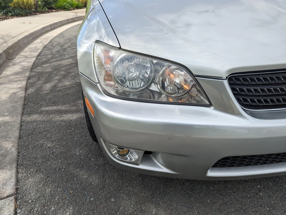 2003 Lexus IS 1st Gen - Image 20 of 31