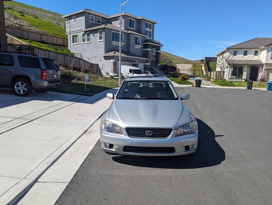 2003 Lexus IS 1st Gen - Image 6 of 31