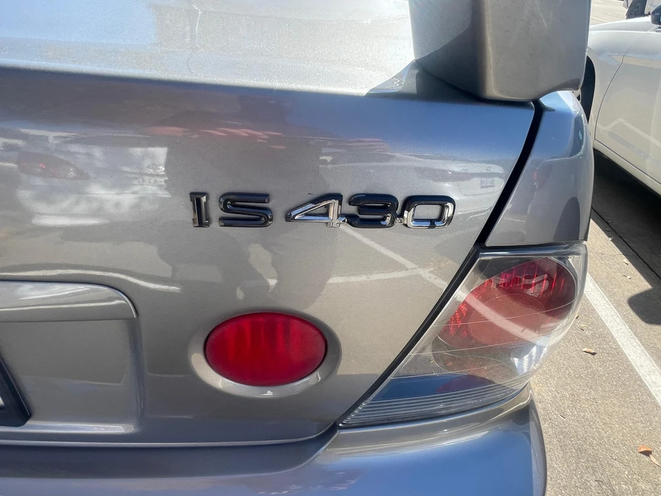 2003 Lexus IS 1st Gen - Image 30 of 31