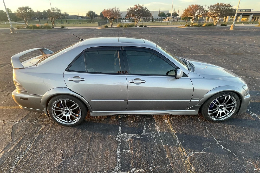 2003 Lexus IS 1st Gen - Image 3 of 31