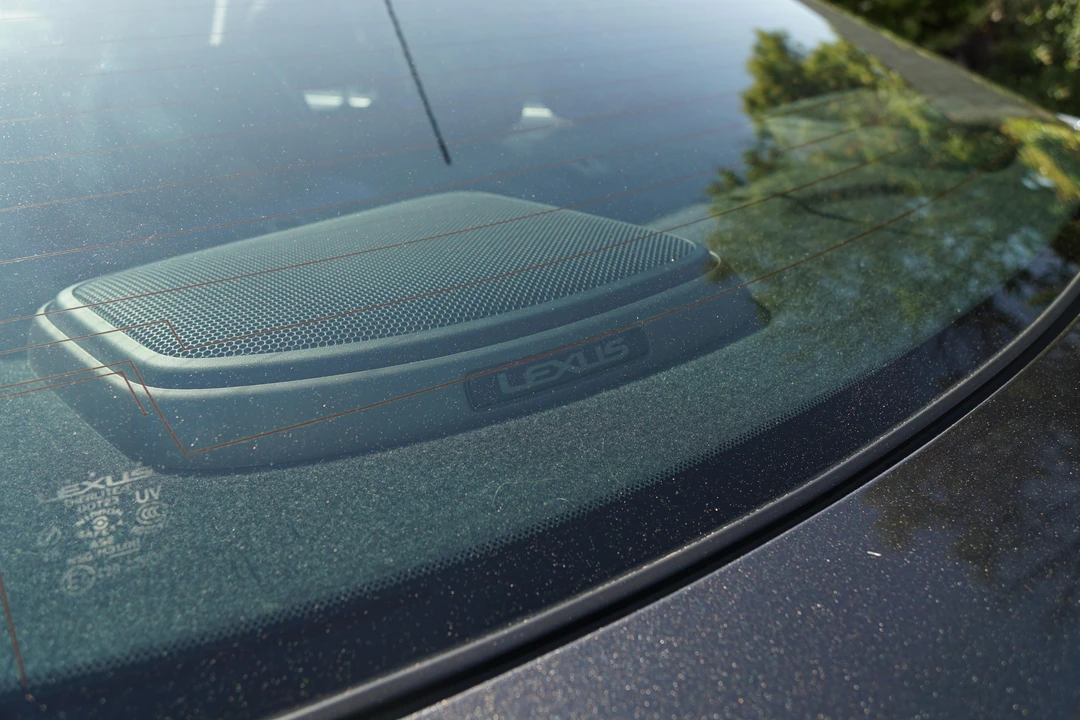 2003 Lexus IS 1st Gen - Image 24 of 31