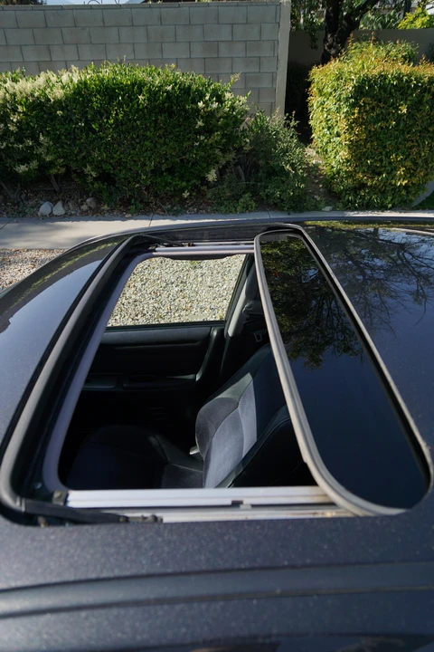 2003 Lexus IS 1st Gen - Image 22 of 31