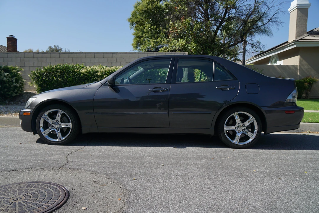 2003 Lexus IS 1st Gen - Image 7 of 31