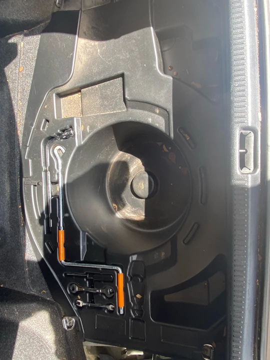 2003 Lexus IS 1st Gen - Image 7 of 14