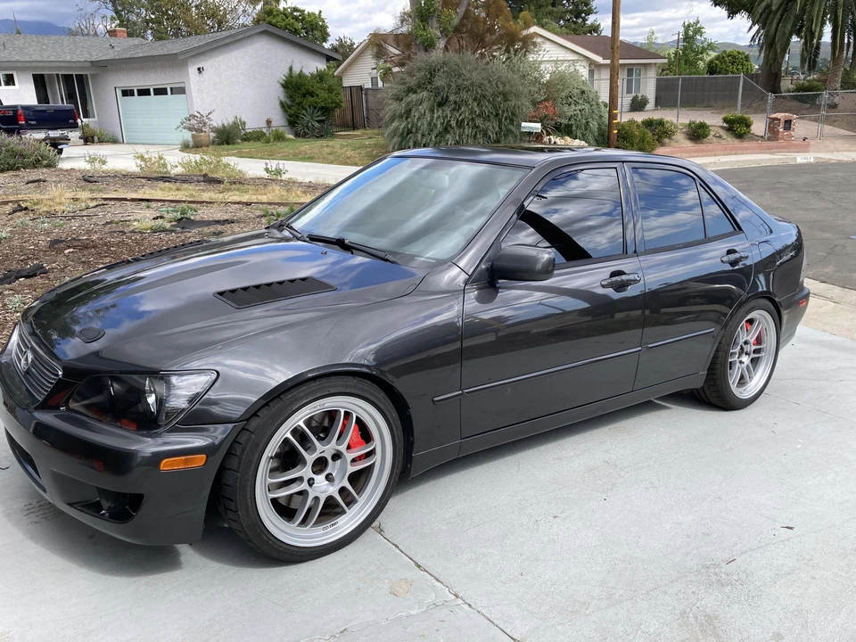 2003 Lexus IS 1st Gen - Image 10 of 31