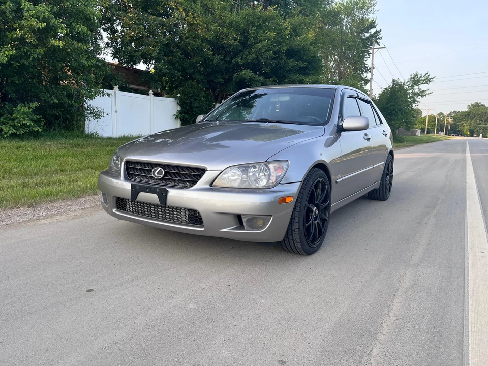 2003 Lexus IS 1st Gen - Image 7 of 30