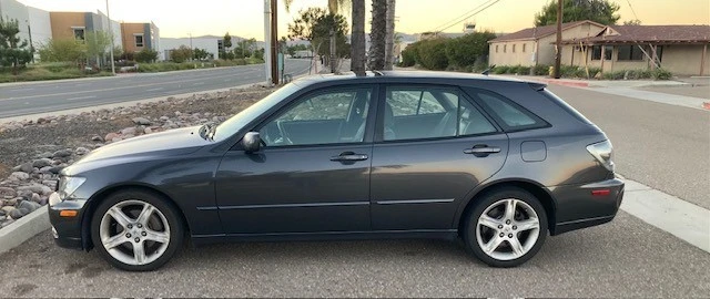 2003 Lexus IS 1st Gen - Image 5 of 13