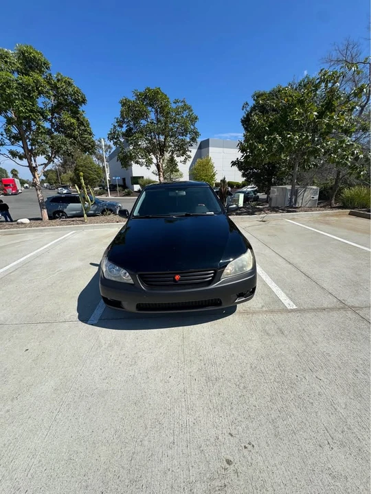 2003 Lexus IS 1st Gen - Image 4 of 18