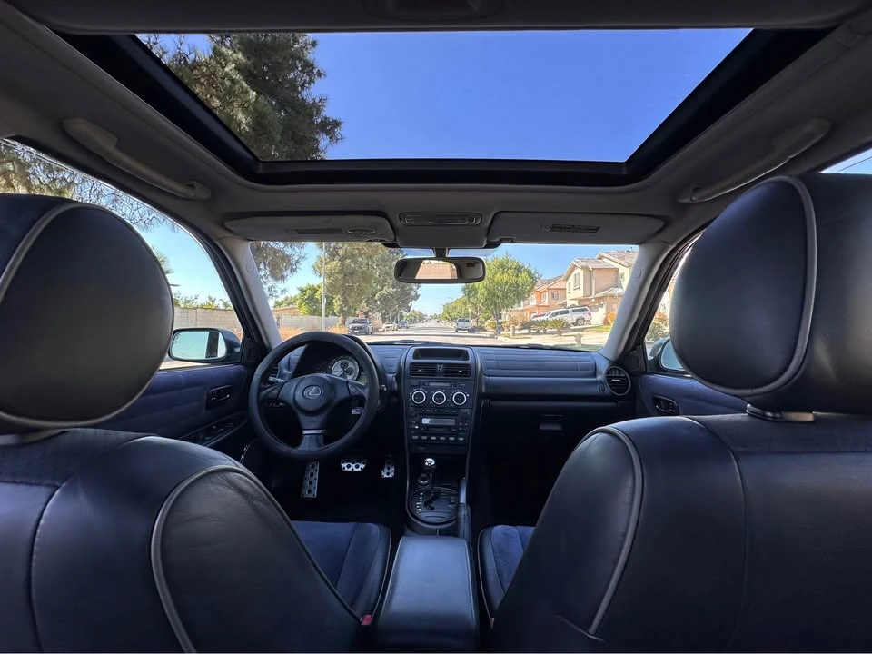 2003 Lexus IS 1st Gen - Image 10 of 20