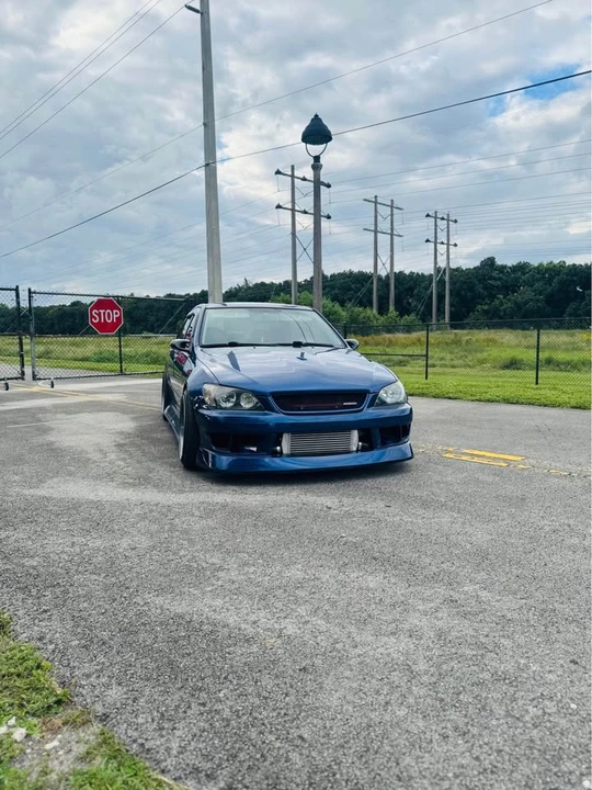2003 Lexus IS 1st Gen - Image 2 of 9