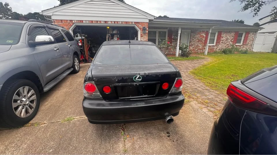 2003 Lexus IS 1st Gen - Image 4 of 7