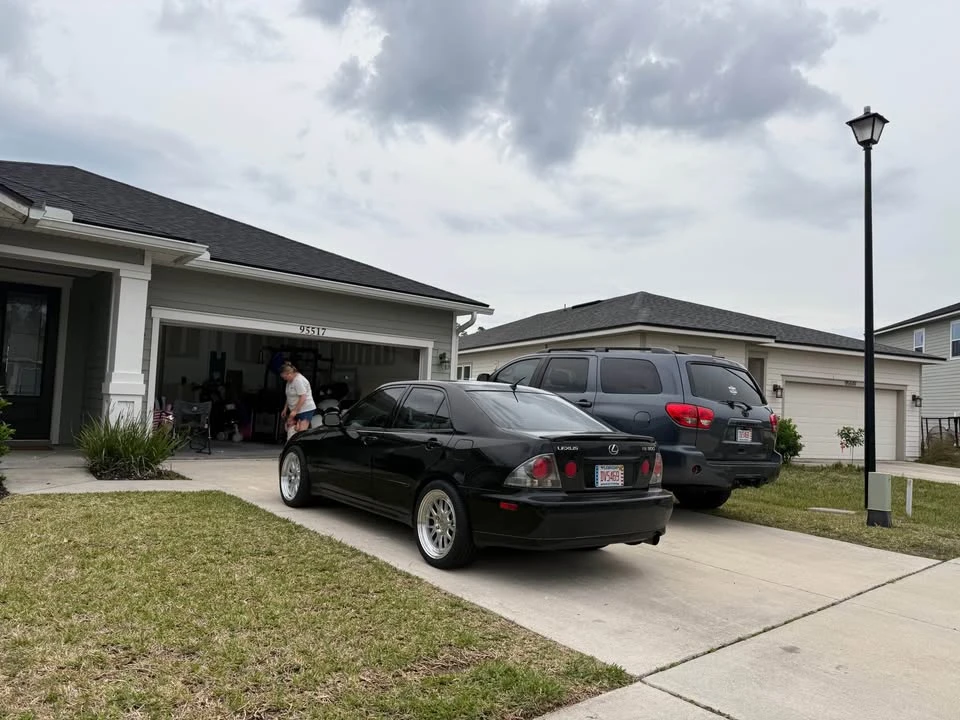 2003 Lexus IS 1st Gen - Image 4 of 6