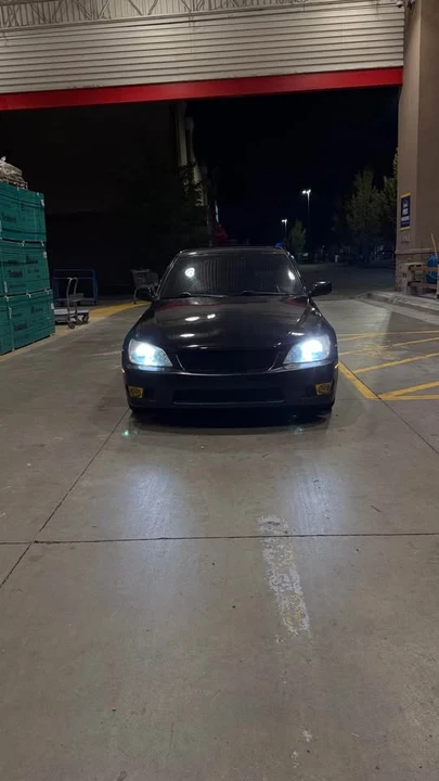2003 Lexus IS 1st Gen - Image 5 of 6