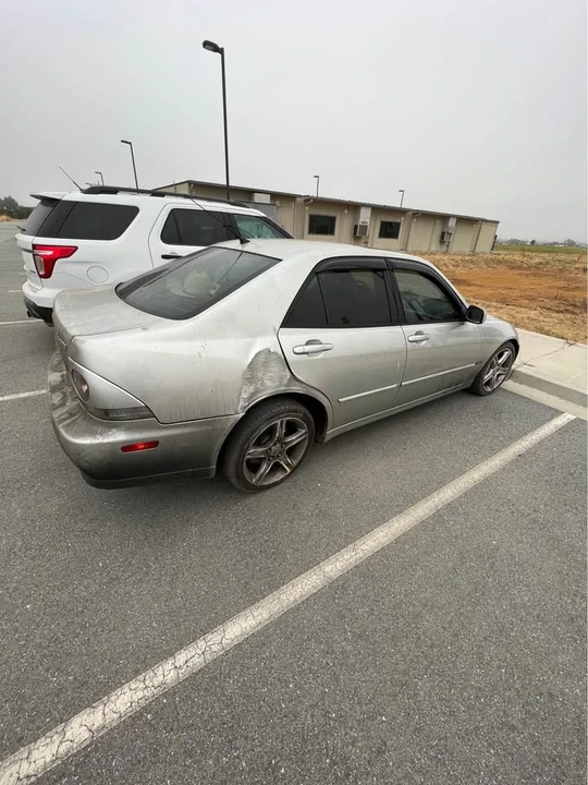 2003 Lexus IS 1st Gen - Image 5 of 5