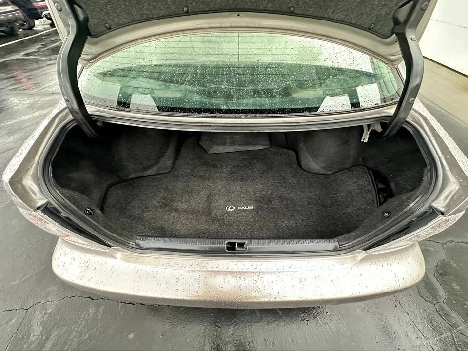 2003 Lexus IS 1st Gen - Image 14 of 15