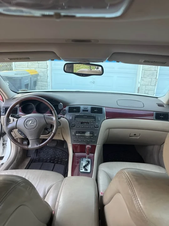 2003 Lexus IS 1st Gen - Image 7 of 9