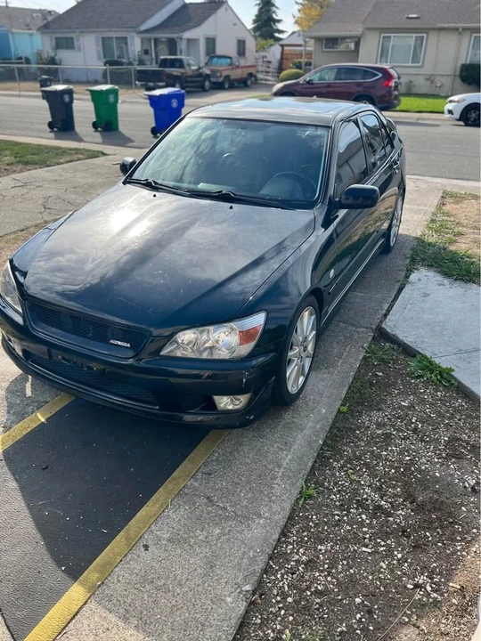 2003 Lexus IS 1st Gen - Image 3 of 6