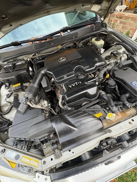 2003 Lexus IS 1st Gen - Image 11 of 12