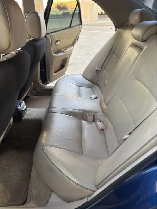 2003 Lexus IS 1st Gen - Image 8 of 10