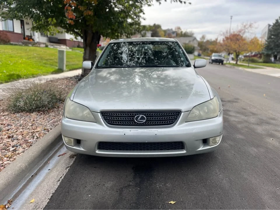 2003 Lexus IS 1st Gen - Image 3 of 5