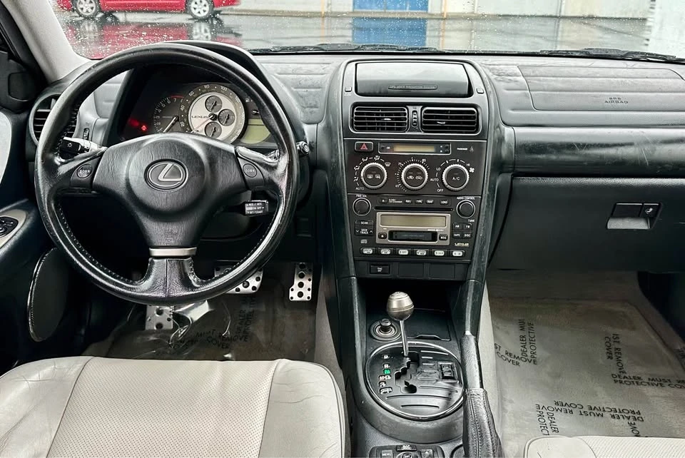 2003 Lexus IS 1st Gen - Image 7 of 15