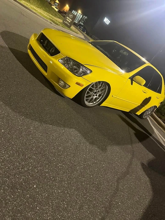 2003 Lexus IS 1st Gen - Image 3 of 5