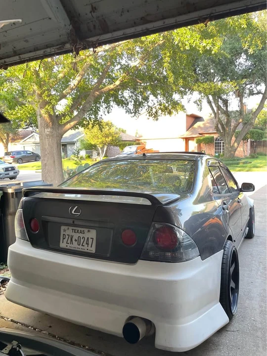 2003 Lexus IS 1st Gen - Image 4 of 7