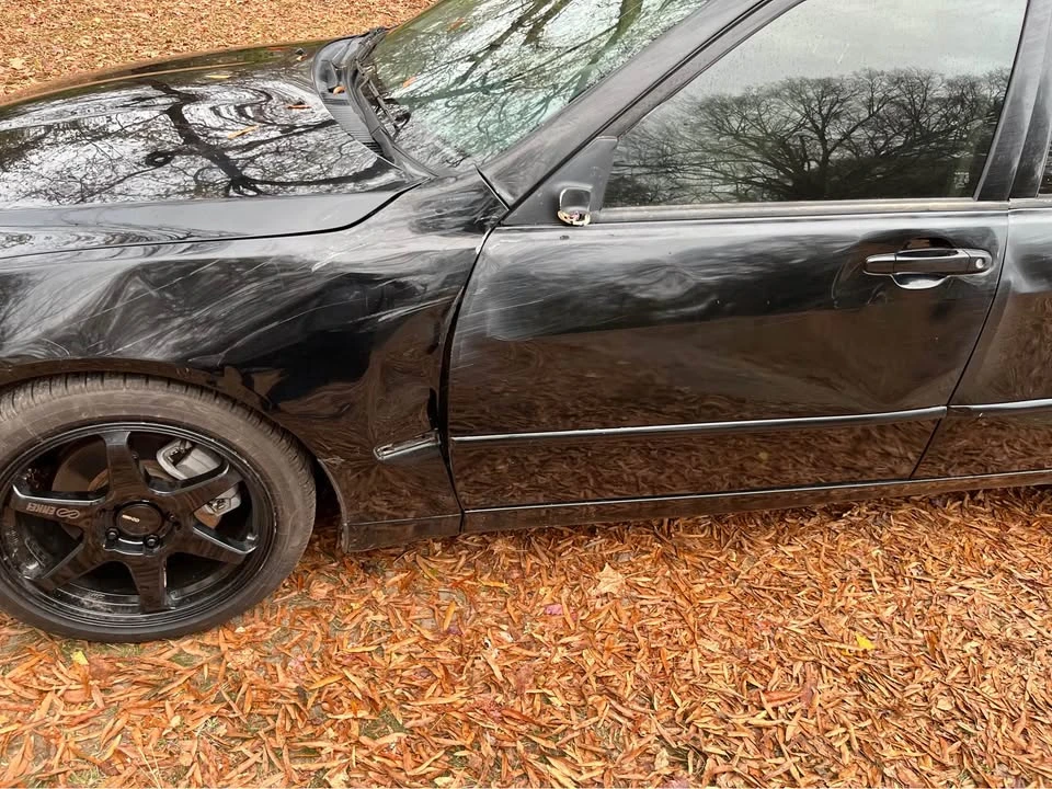 2003 Lexus IS 1st Gen - Image 3 of 10
