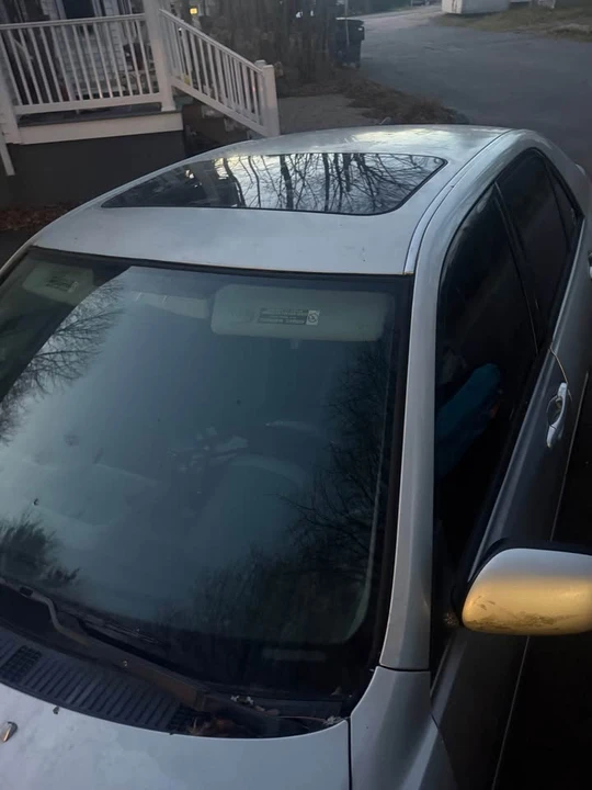 2003 Lexus IS 1st Gen - Image 5 of 7