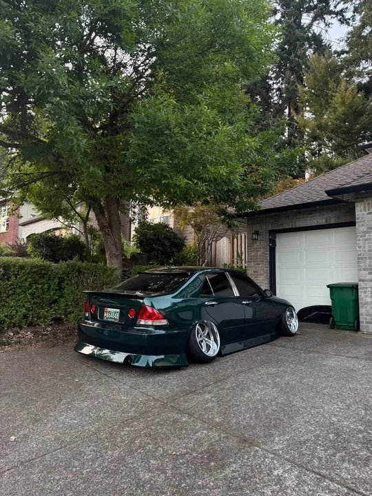 2003 Lexus IS 1st Gen - Image 6 of 8