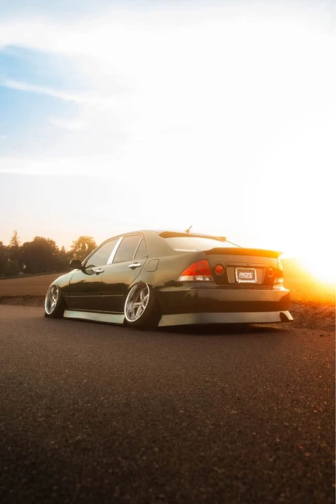 2003 Lexus IS 1st Gen - Image 5 of 8