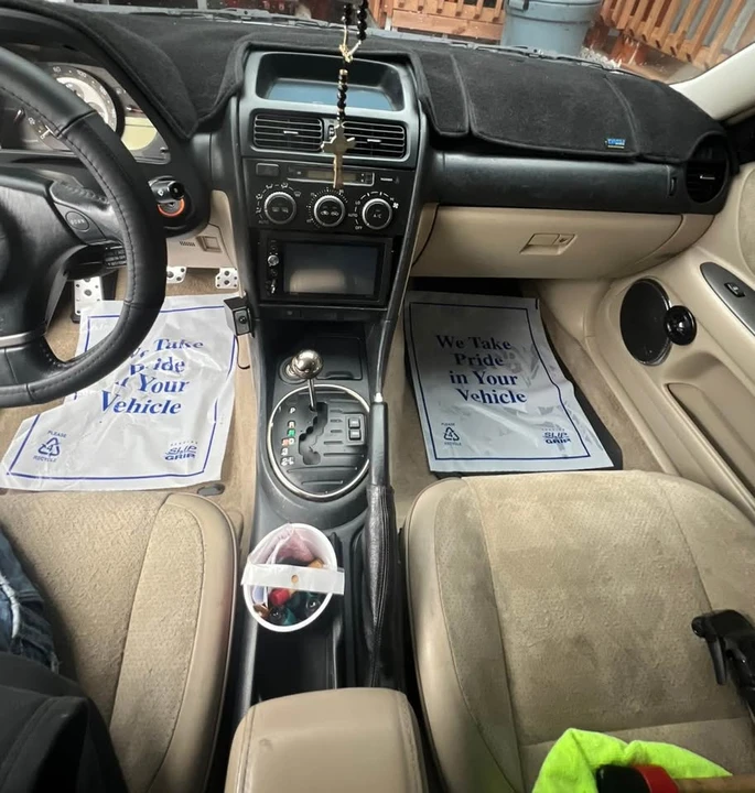 2003 Lexus IS 1st Gen - Image 6 of 7