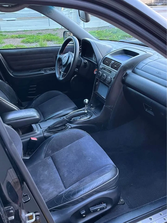 2003 Lexus IS 1st Gen - Image 5 of 10