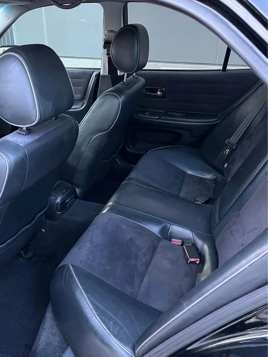 2003 Lexus IS 1st Gen - Image 6 of 10