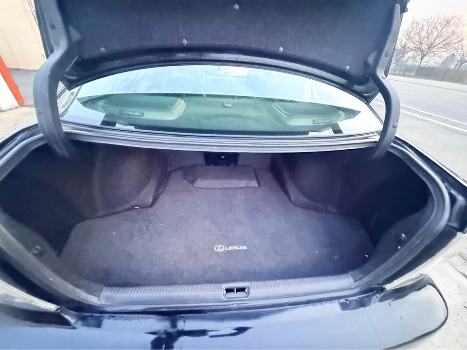 2003 Lexus IS 1st Gen - Image 15 of 17