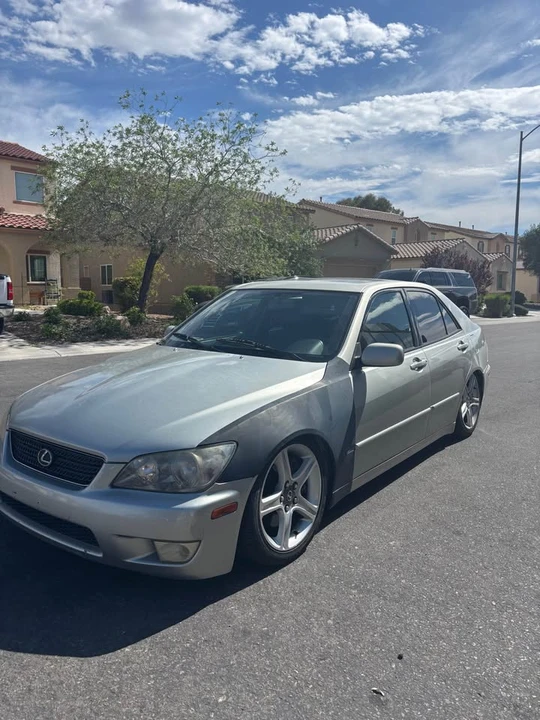 2003 Lexus IS 1st Gen - Image 7 of 8