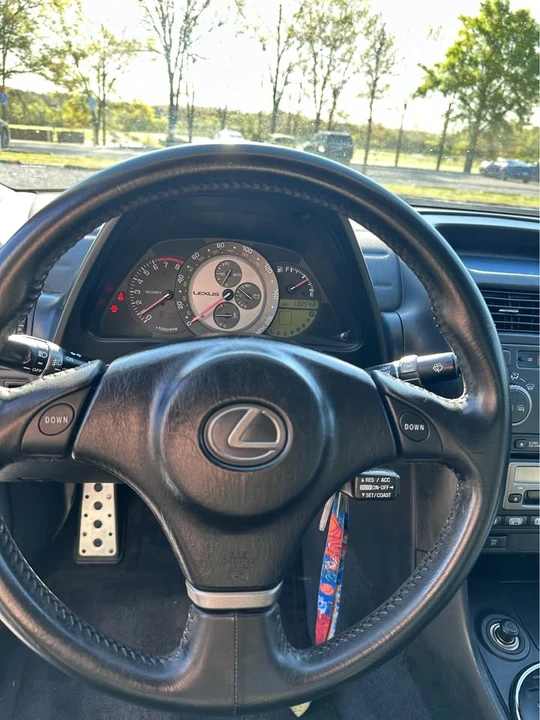 2003 Lexus IS 1st Gen - Image 3 of 19
