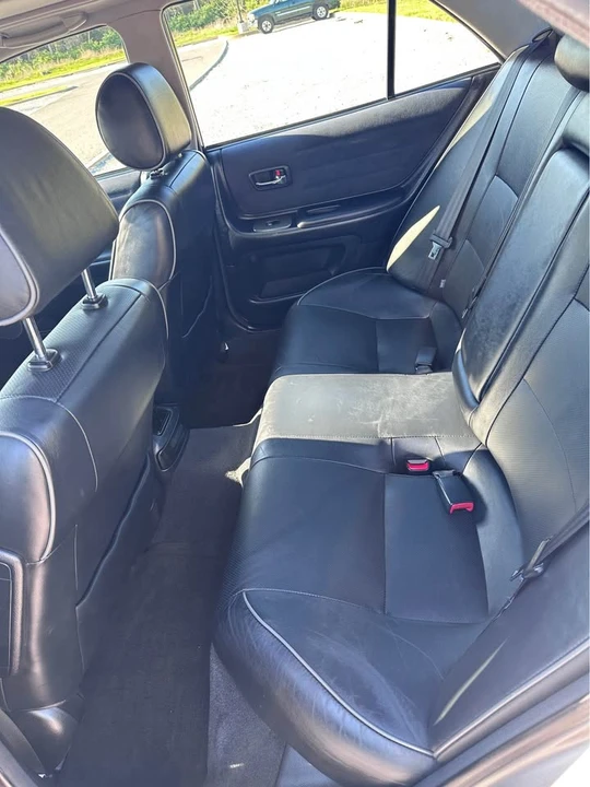 2003 Lexus IS 1st Gen - Image 12 of 19