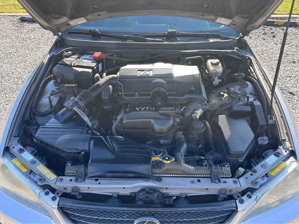 2003 Lexus IS 1st Gen - Image 2 of 19